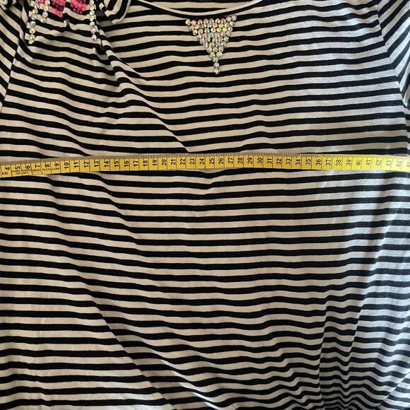 Upcycled t-shirt rhinestones glow in the dark statement shirt - Picture 3 of 5